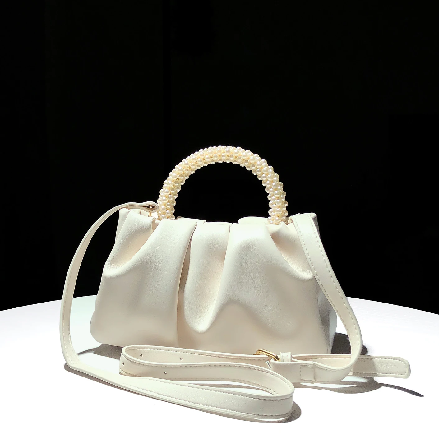 Pearl Beaded Handle Women's Handbag PU Pleated Fashion Cloud Bag Lady Purse Shoulder Messenger Bag Female Casual Bag
