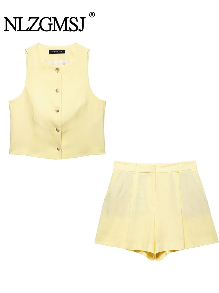 NLZGMSJ 2025 Setelan Wanita Kuning Chic Kasual Set Fashion Celana Pendek Lurus Ritsleting Atasan Tanpa Lengan Kancing Leher-o Solid