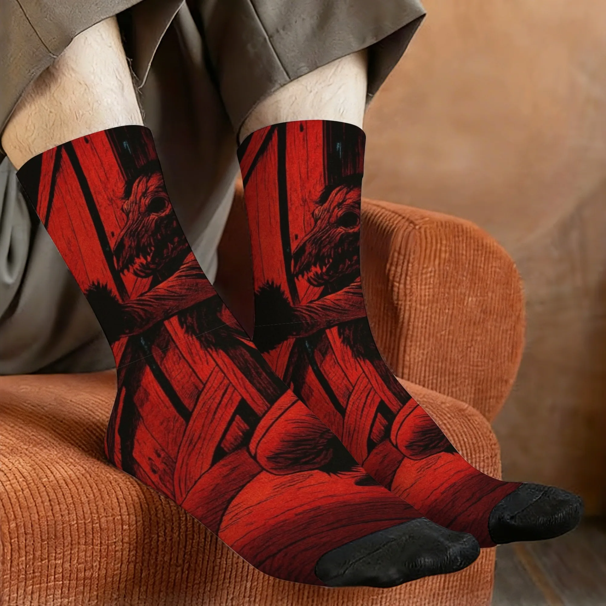 Novel and quirky dark horror werewolf print men's socks, retro horror comic style casual socks, perfect for crazy parties.