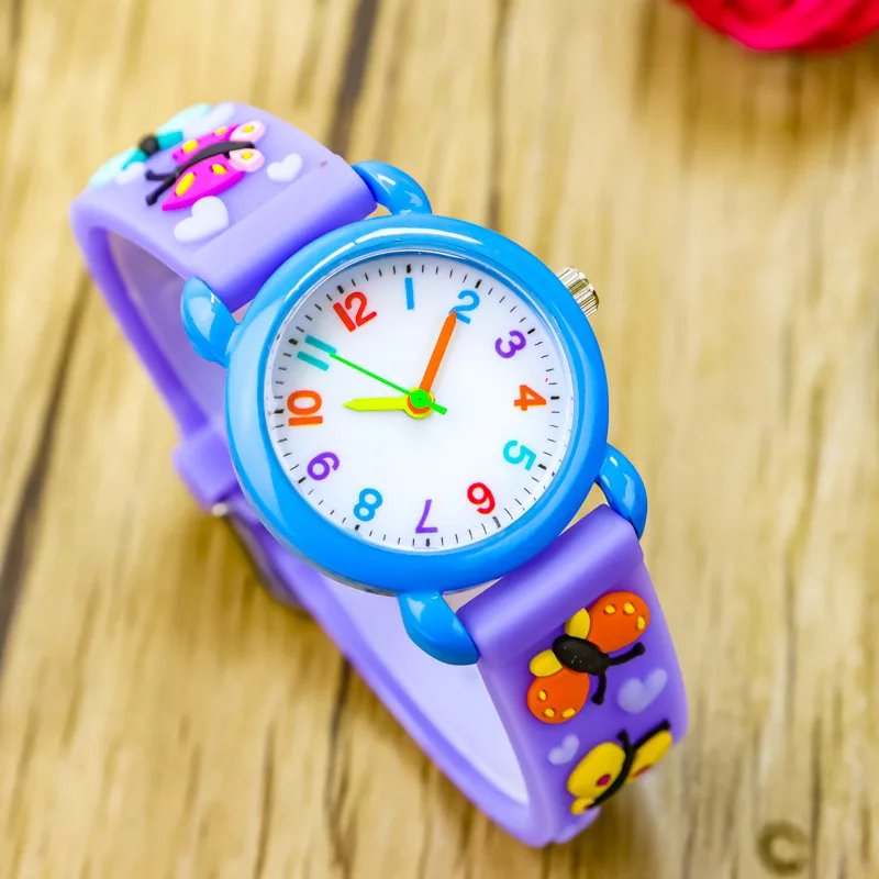 Nieuwe 3D Kleurrijke Vlinder Kinderen Kijken Zachte Siliconen Band Regenboog Kleur Wijzerplaat Mode Sport Quartz Horloges voor Kid Jongens Meisjes