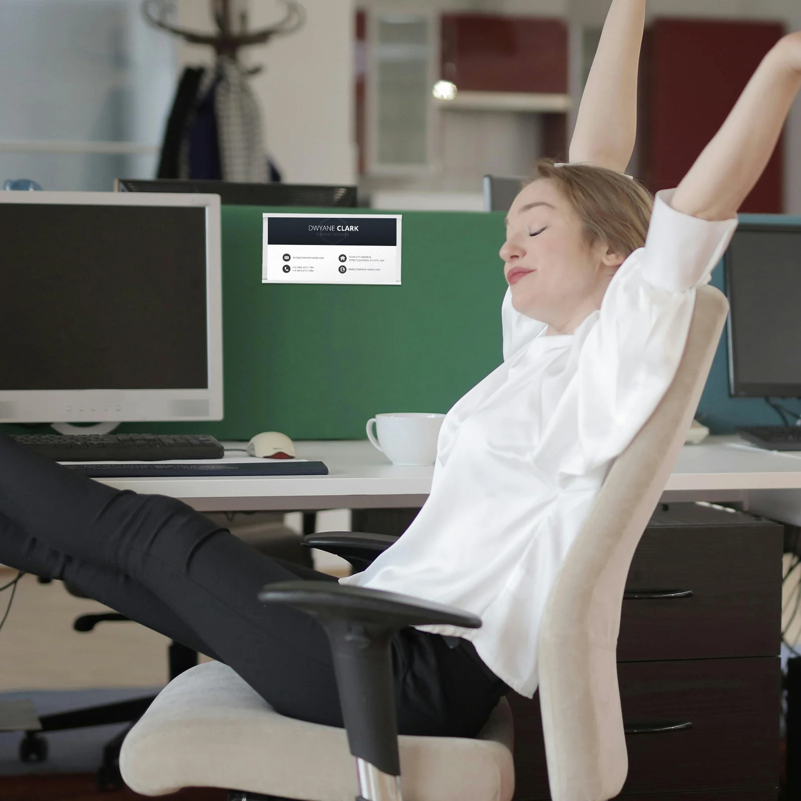 

Прозрачный акриловый держатель для визитных карточек, подвесные канцелярские товары, прочный стеллаж для карточек рабочей станции из алюминиевого сплава, минималистичный