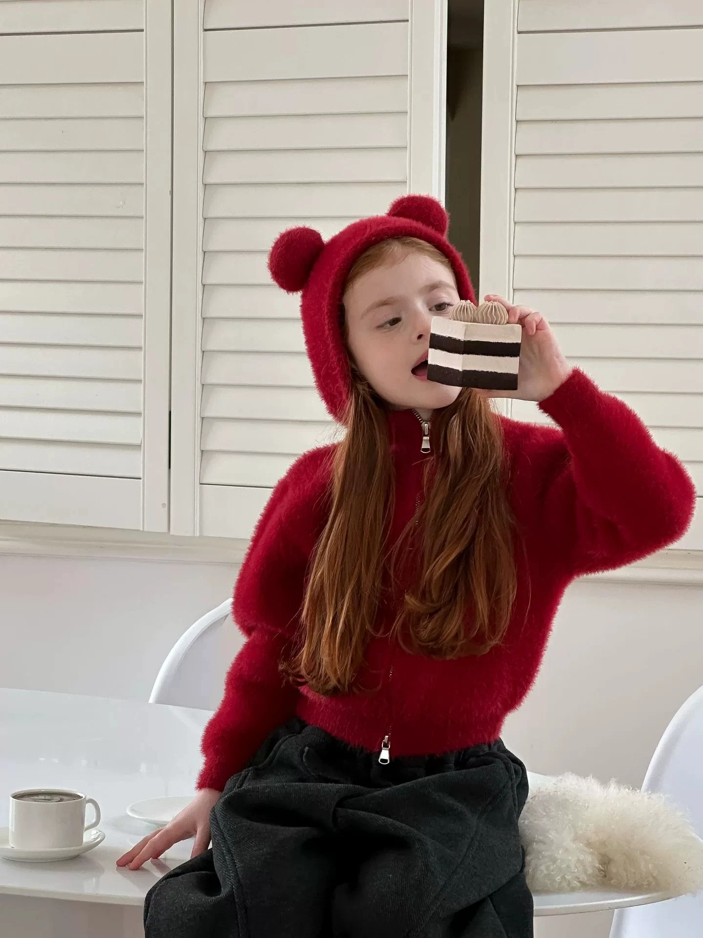 Girl Mink Fleece Jacket Autumn Winter New Children Clothing Korean Children Hooded Three-dimensional Ear Short Jacket