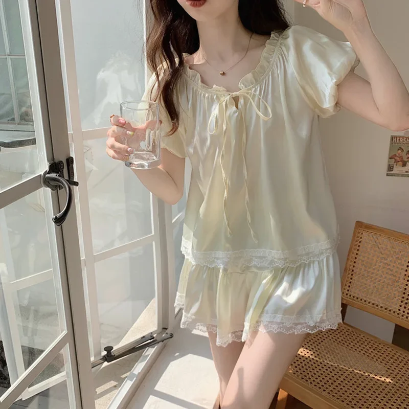 Pajamas Women\'s Summer Ins Ice Silk Thin Korean Version Sweet Lace Trim Short-sleeved Shorts Loungewear Sets Solid Shorts Pj Set