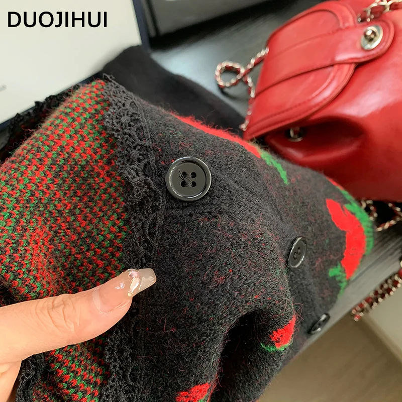 DUOJIHUI Vintage Square Neck Chicly Floral Women Cardigan French Autumn New Sweet Fashion Single Breasted Simple Female Cardigan