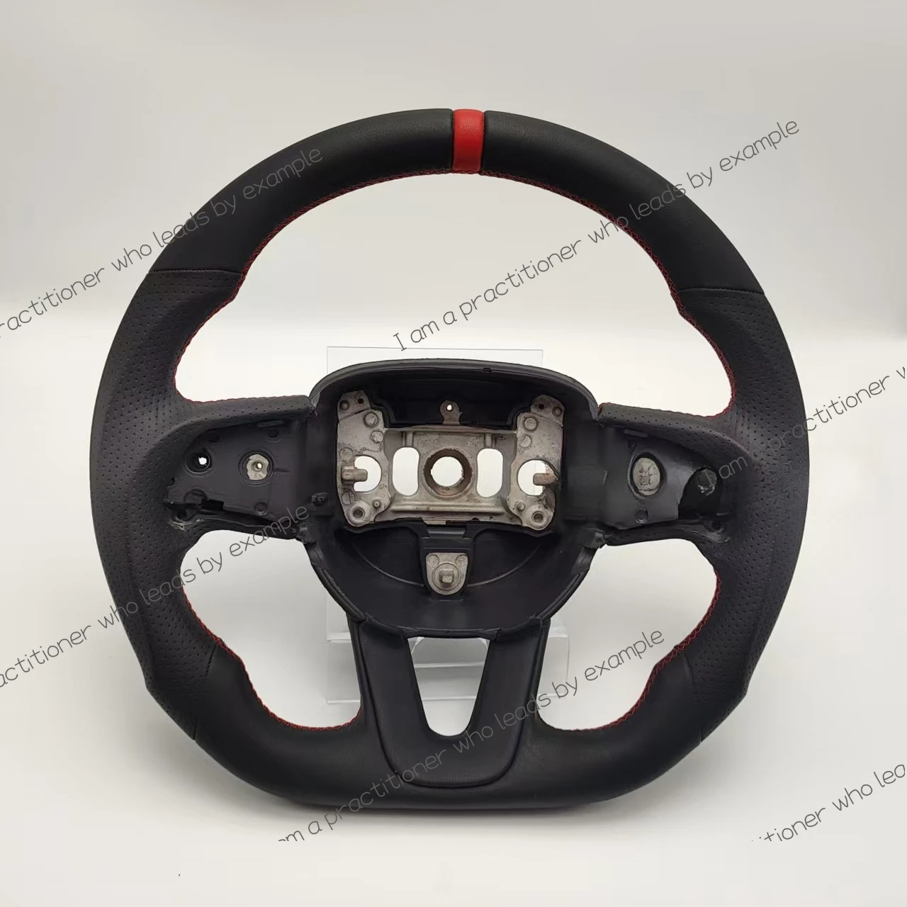 

Для Dodge Challenger Рулевое колесо Полностью кожаная замена Модернизированные аксессуары Полностью кожаный руль