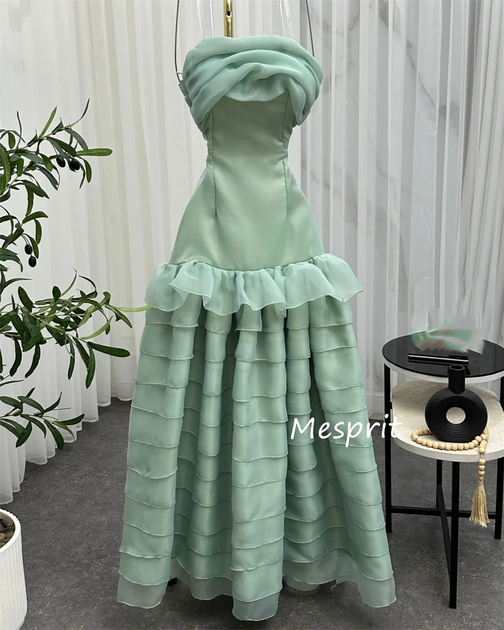 Vestidos largos sin tirantes de una línea con pliegues y volantes de Jersey de moda personalizados, estilo moderno Formal de noche para ocasiones a medida