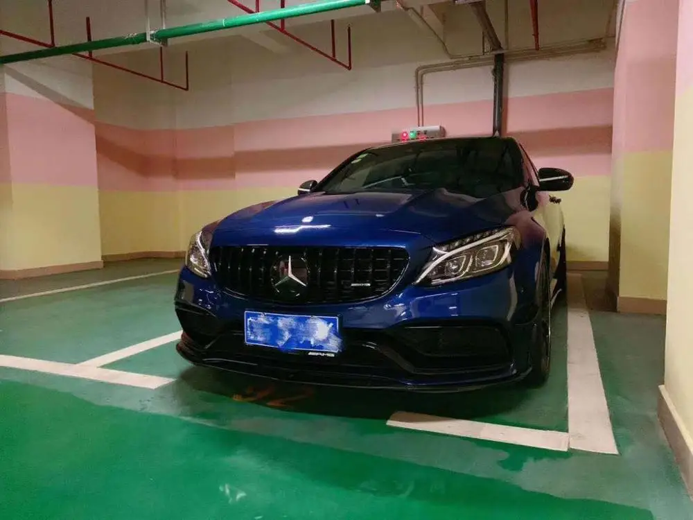 مناسبة للمشبكة الأمامية لسيارة Mercedes-Benz C-Class C63 W205 GT غير مميزة بلون فضي 15-18