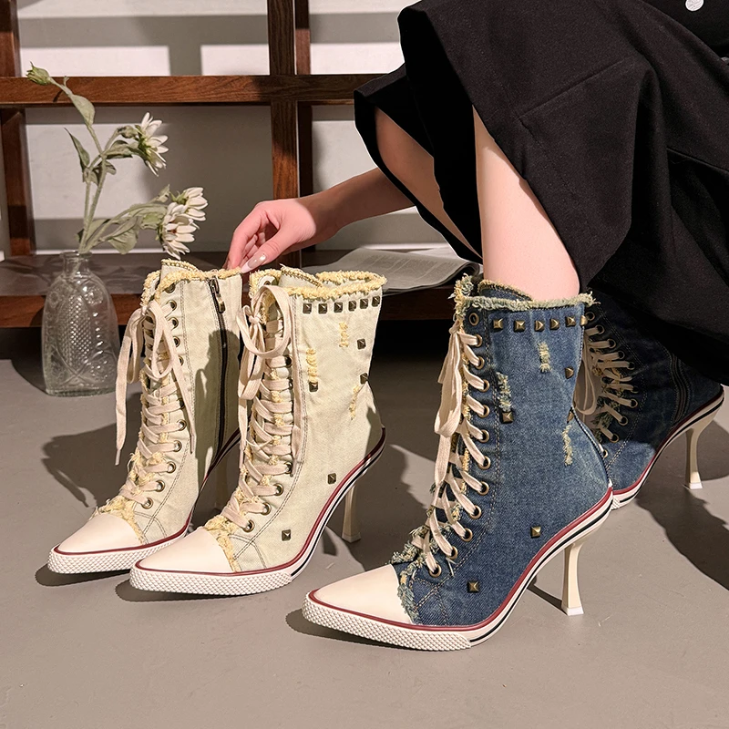 Stiefeletten mit Nieten und Perlen, Canvas-Obermaterial, seitlichem Reißverschluss und Schnürung, hoher Schaft
