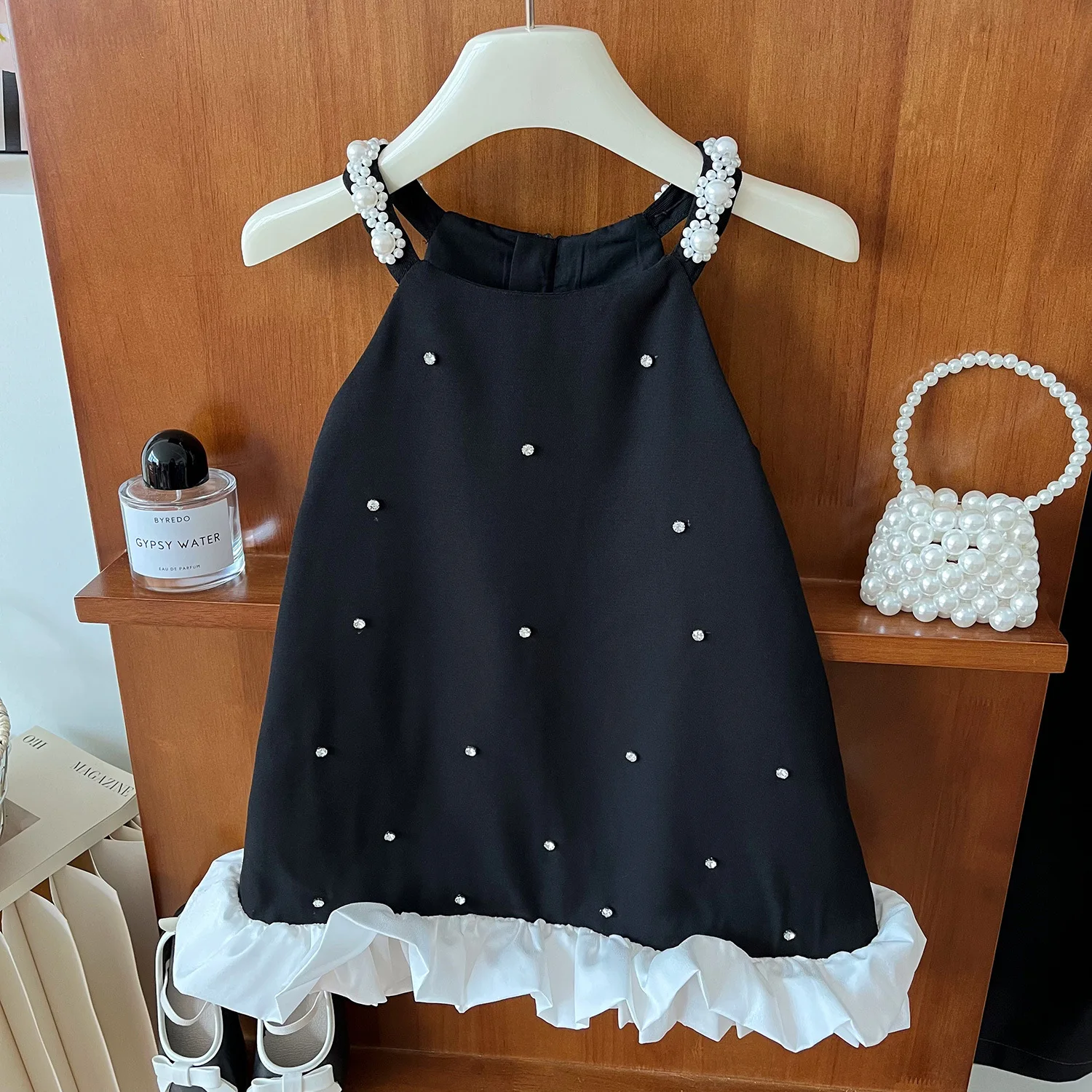 

2025 Summer New 2 To 10 Years Elegant Girls Dress Black Pearls Decorate Sleeveless Slip Princess Dress For Girls Party Sundress