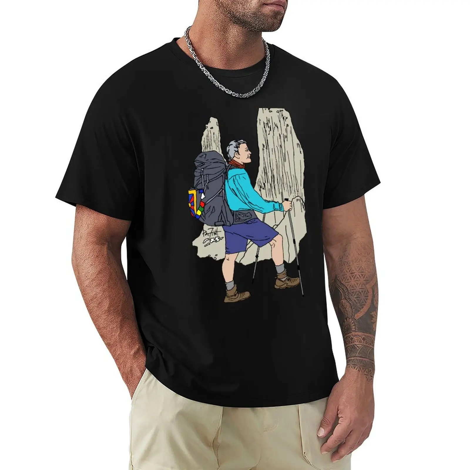 T-shirt décontracté grande taille pour randonneur explorant les montagnes chiléennes