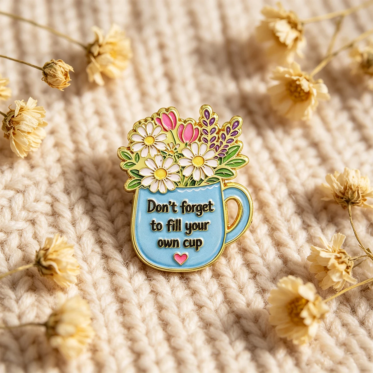 9 Stück Blumen-Tassen-Emaille-Anstecknadeln „Vergiss nicht, deine eigene Tasse zu füllen“ Zitate Reversnadel Blumen-Tassen-Abzeichen Rucksack Kleidung Dekoration Geschenk – Detail 6