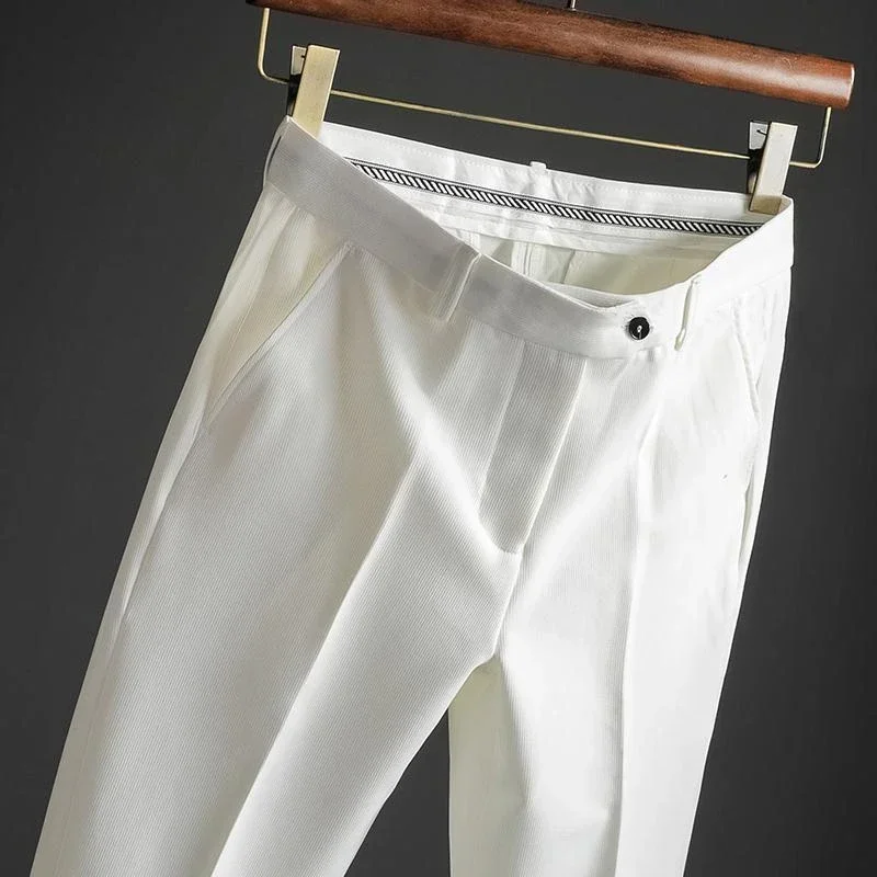 Pantaloni da abito maschili corti slim fit 9 Pantaloni estivi da uomo bianchi Tressed Lusso di lusso di alta qualità Pantaloni formali alla moda 2024