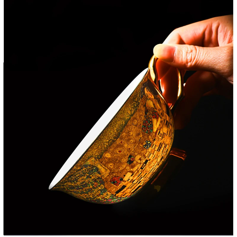 Bone Porcelain Coffee Cup Set Combination European Style Small Luxury High-value Gift Box Design Feels Exquisite