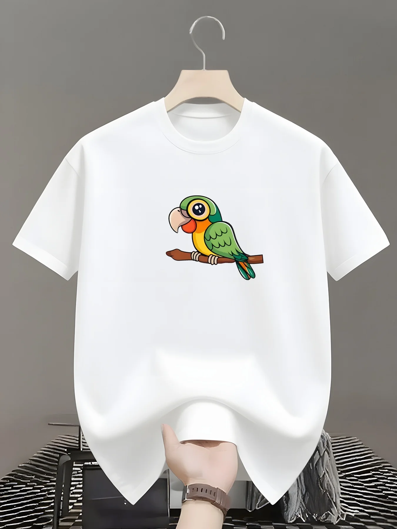 

This stylish polyester men's casual T-shirt is available in black, gray, blue, navy and white.