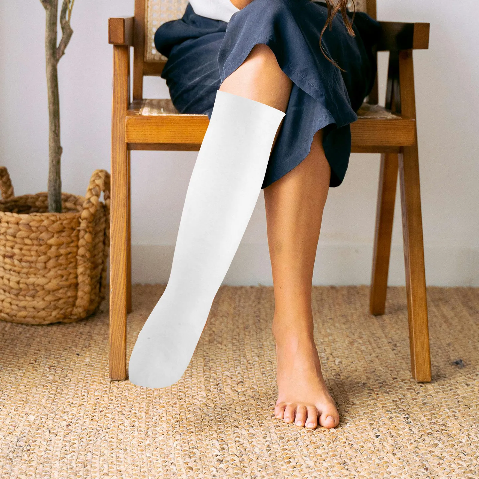 

Long Knee High Moisturizing Socks Overnight Spa Socks for Men Women Dry Cracked Feet Heel Repair Soft Comfortable Elastic Cuff