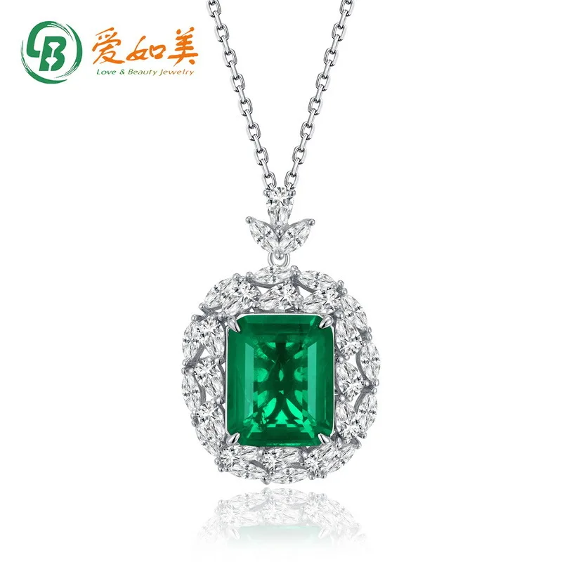 

Elegant Luxury 18K Gold PT950 Platinum Silver Plated 7-layer Gold Emerald Pendant, Fashionable and Popular Paraiba Necklace