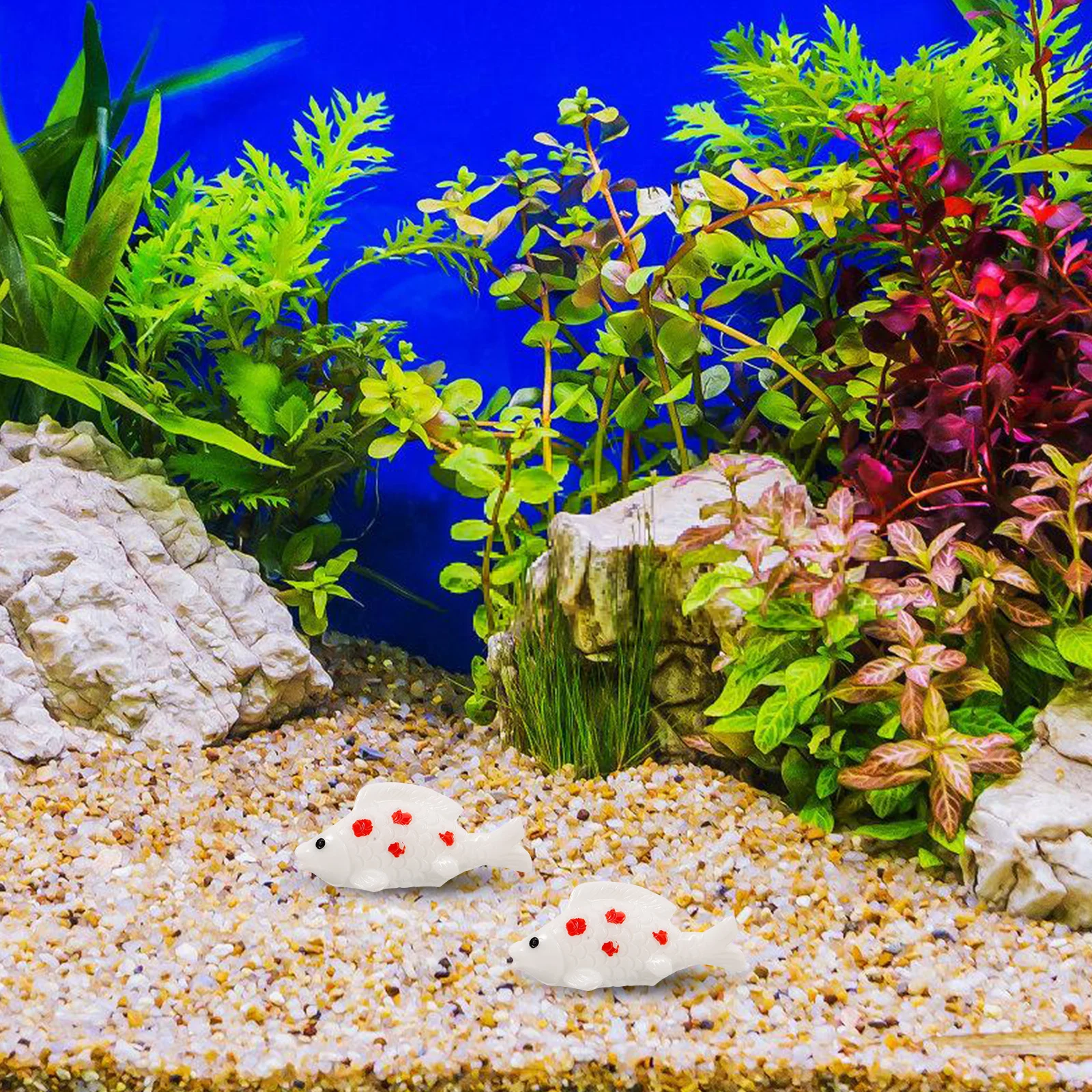 30 قطعة زينة ذهبية من الراتنج سمكة صغيرة مصغرة لحوض السمك تررم لتقوم بها بنفسك مجموعة زينة المناظر الطبيعية الصغيرة أسماك الراتنج الصغيرة