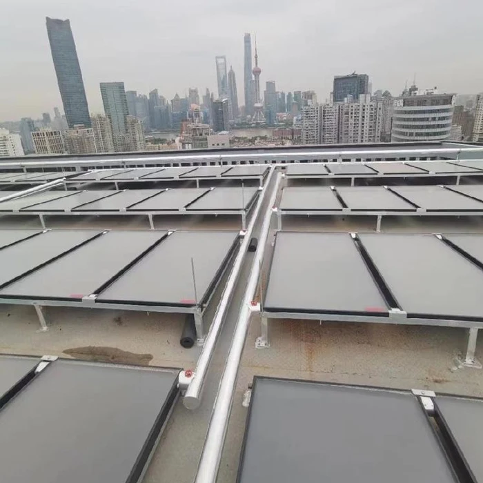 

Energy Saving Flat-Plate Solar Water Heater App-Control Class Energy Efficiency Direct-Plug Connection for Hotels Commercial Use