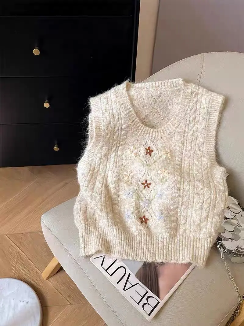

Gagarich милый японский вязаный жилет с круглым вырезом и вышивкой, женский новый осенний наряд, модная майка без рукавов