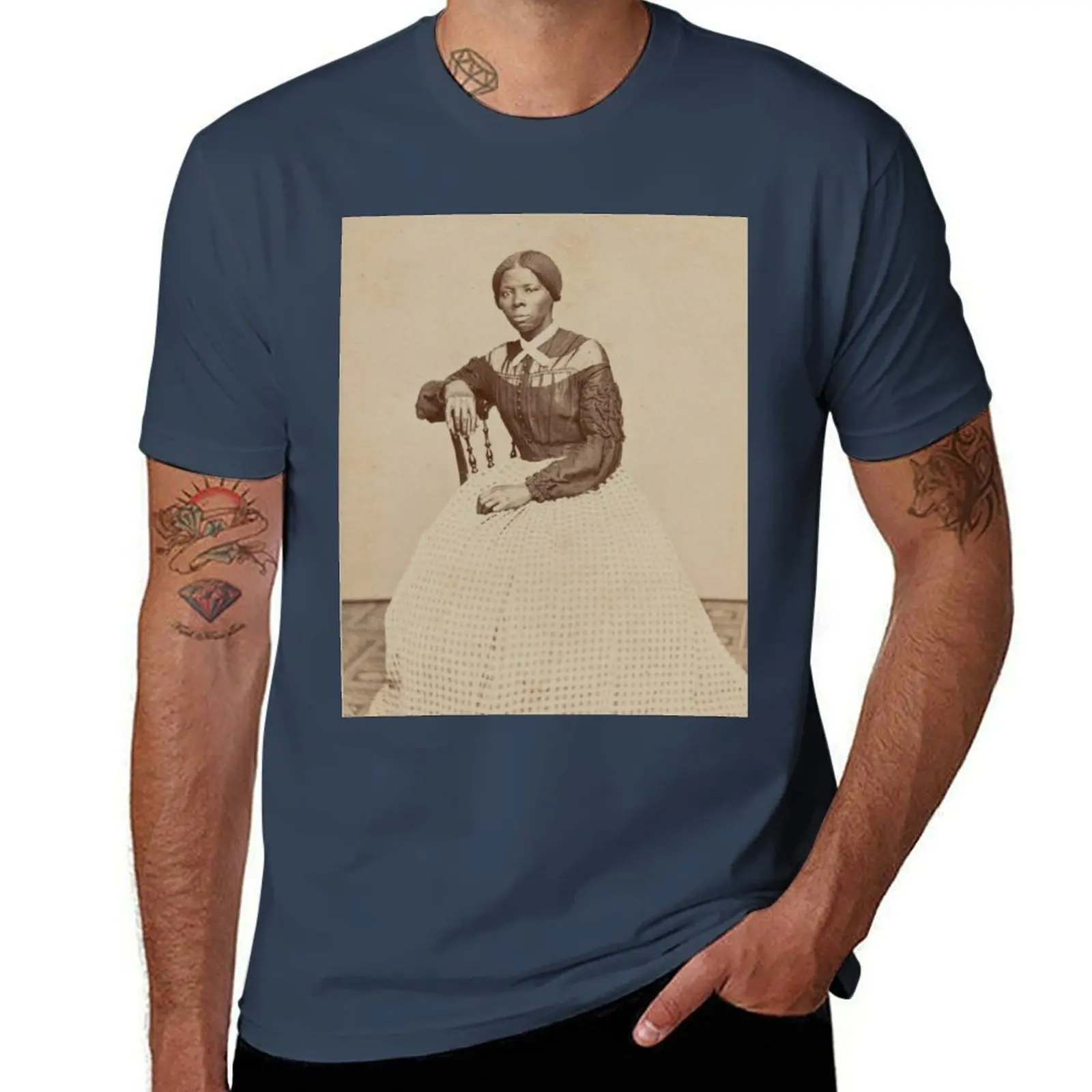 

Harriet Tubman Vintage Photograph T-Shirt Holiday Lightweight T-Shirt