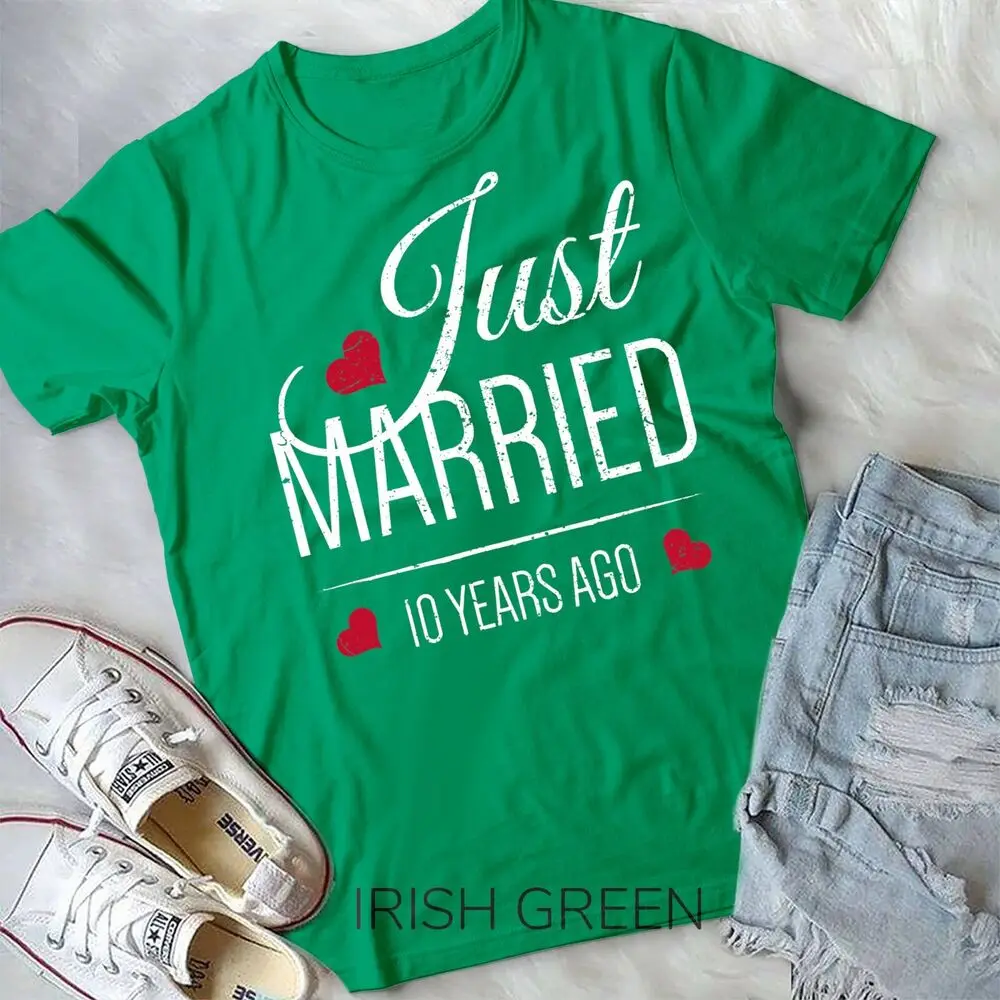 10th Wedding Anniversary T-Shirt - Just Married 10 Years Ago Unisex T-shirt