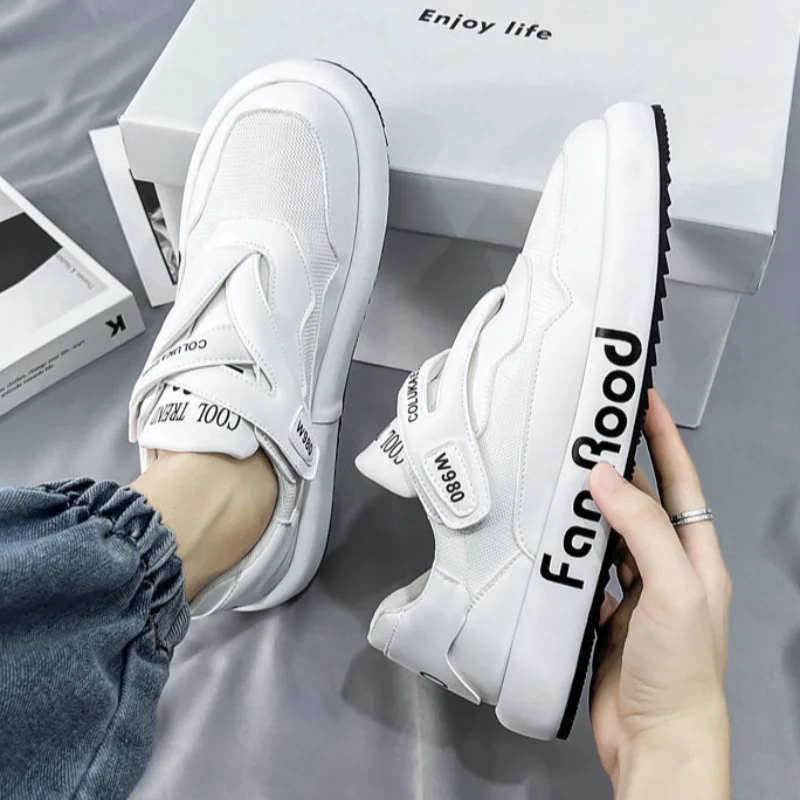Lightweight Leisure Sneakers Male Casual Board Shoe Men's Vulcanize Shoes Korean Style And Cheap Designer Luxury Work On Sale