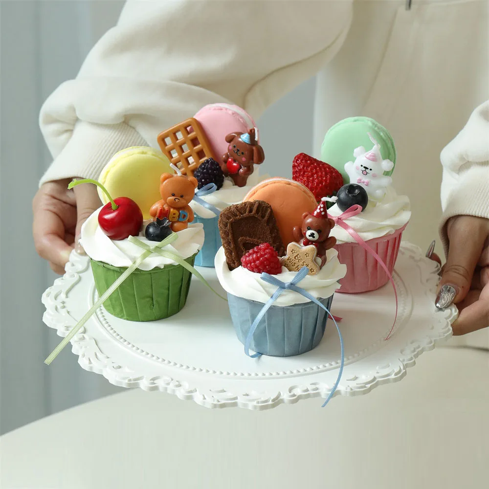 modelo-de-bolo-de-sobremesa-simulada-suprimentos-de-decoracao-festiva-e-para-festas-cupcake-artificial-de-frutas-com-morango-e-blueberry