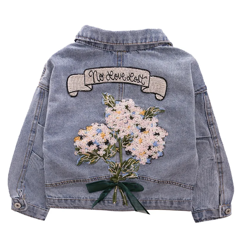 

2024 Spring Autumn Girls Lovely Comfortable Retro Flowers Jeans Coats Children Personality Fashion Turn-down Collar Denim Jacket