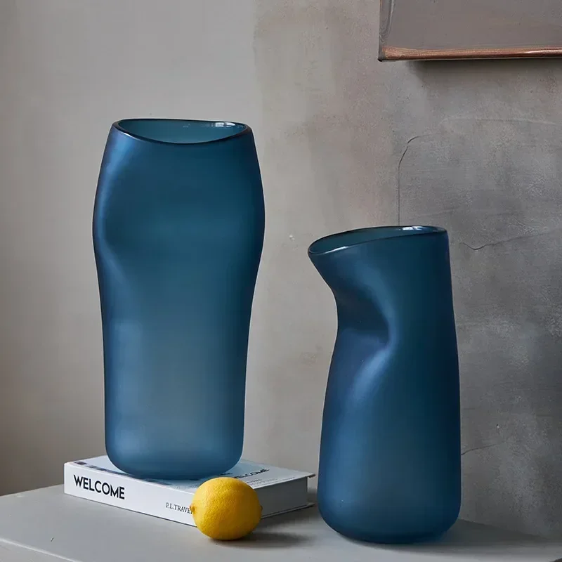 Light luxury creative Klein blue handmade special-shaped straight frosted glass vase living room peacock blue countertop vase