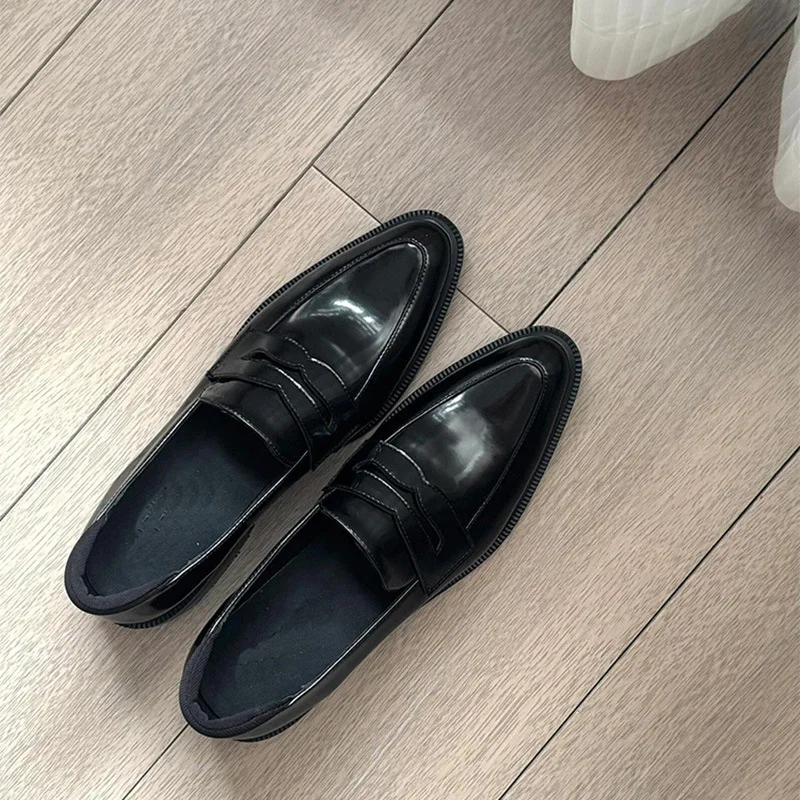 

New Womens Shoes Classic Luxury Genuine Leather Loafers for Woman Exquisite Britain Casual Shoes Designer Shoes Zapatos De Mujer