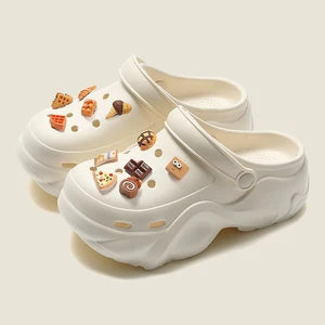 Frauen dicke Hintergrundsandalen, Outdoor -Modeschuhe, luxuriöse Perlendiamant -Clogs, Garten, Schwarz -Weiß -Wasser -Schuhe, DIY 10 Hauptverkaufsraubschuhe Brilliant Femenin - №3