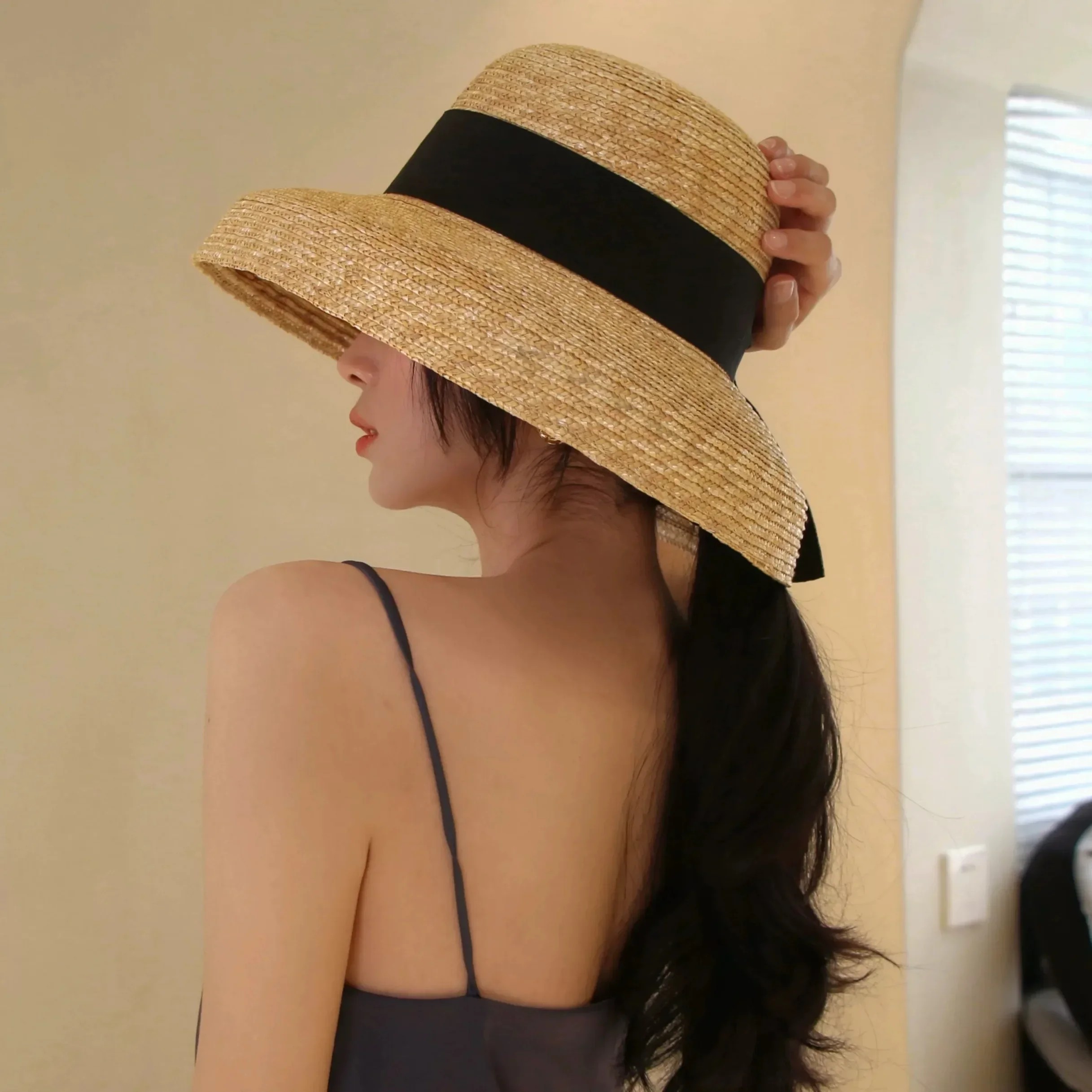 Natural Grass Sun Hat Summer Breathable Straw Hat Female Wide Brim Sunshade Lady Classic Flat Vacation Travel Beach Hat