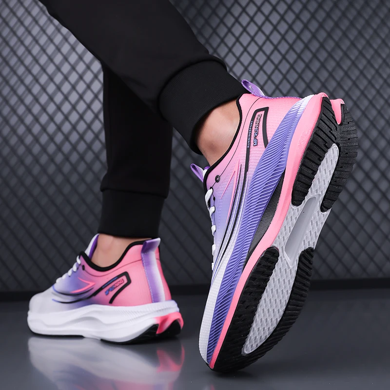 

Men's casual sneakers, comfortable and lightweight, breathable and not stuffy, trendy men's shoes