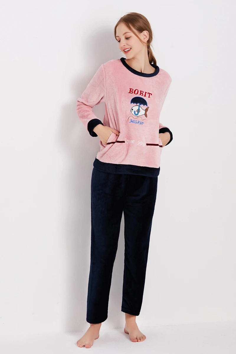 

Cute Fish Print Flannel Pajama Set For Women Long-Sleeve Round Neck Top And Pants Breathable Fabric Fit Winter Warm Sleepwear Pj