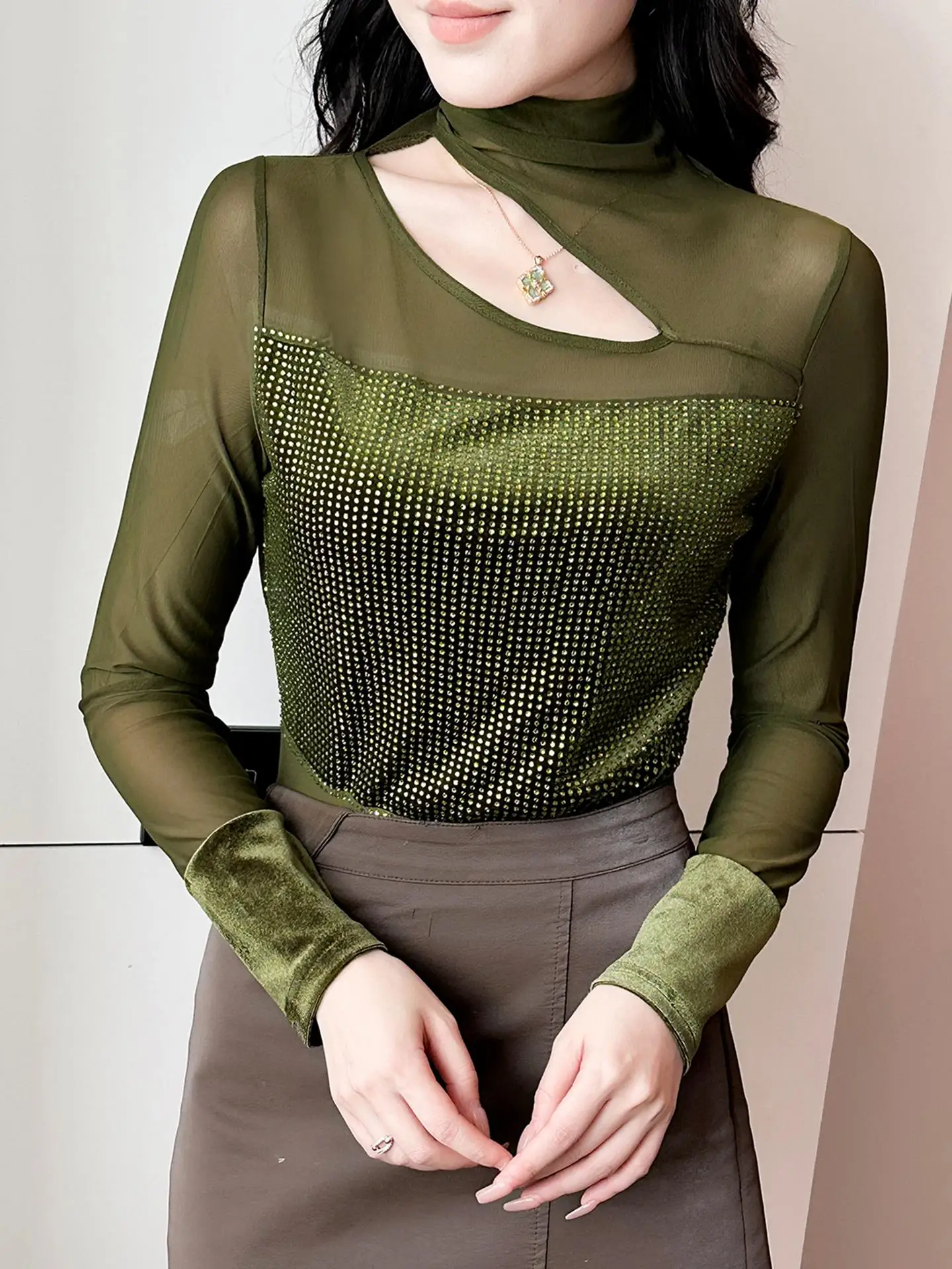 

Сексуальная бархатная длинная футболка с высоким воротником, женская осенне-зимняя футболка с бриллиантами Embellied Me Splice Slim Fit Base irt