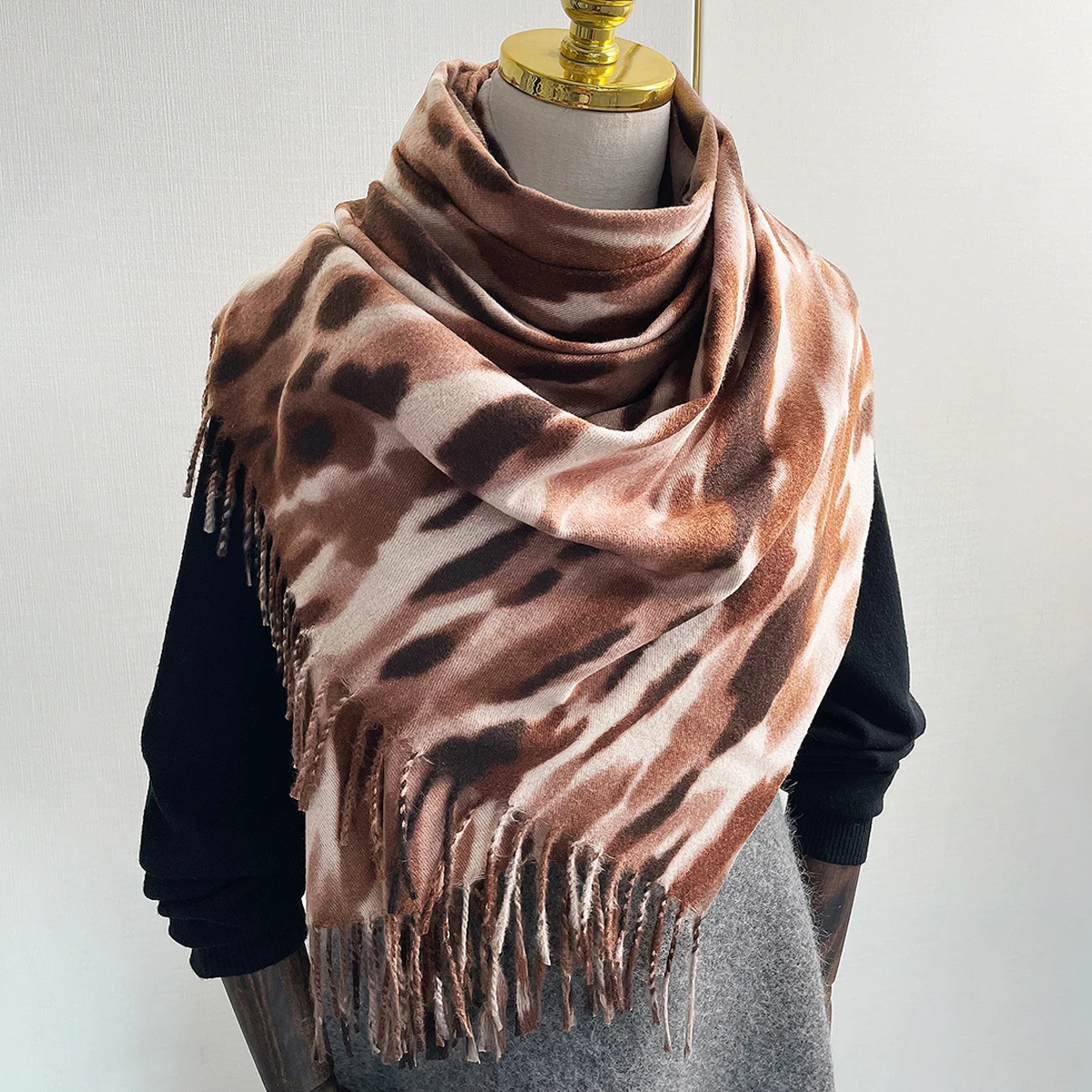 Tiger Stripes Print Large Soft Pashminas Wedding Shawl Cute Tassel Scarf Wraps Cashmere Feeling Fringe Scarf Unisex Long Scarf