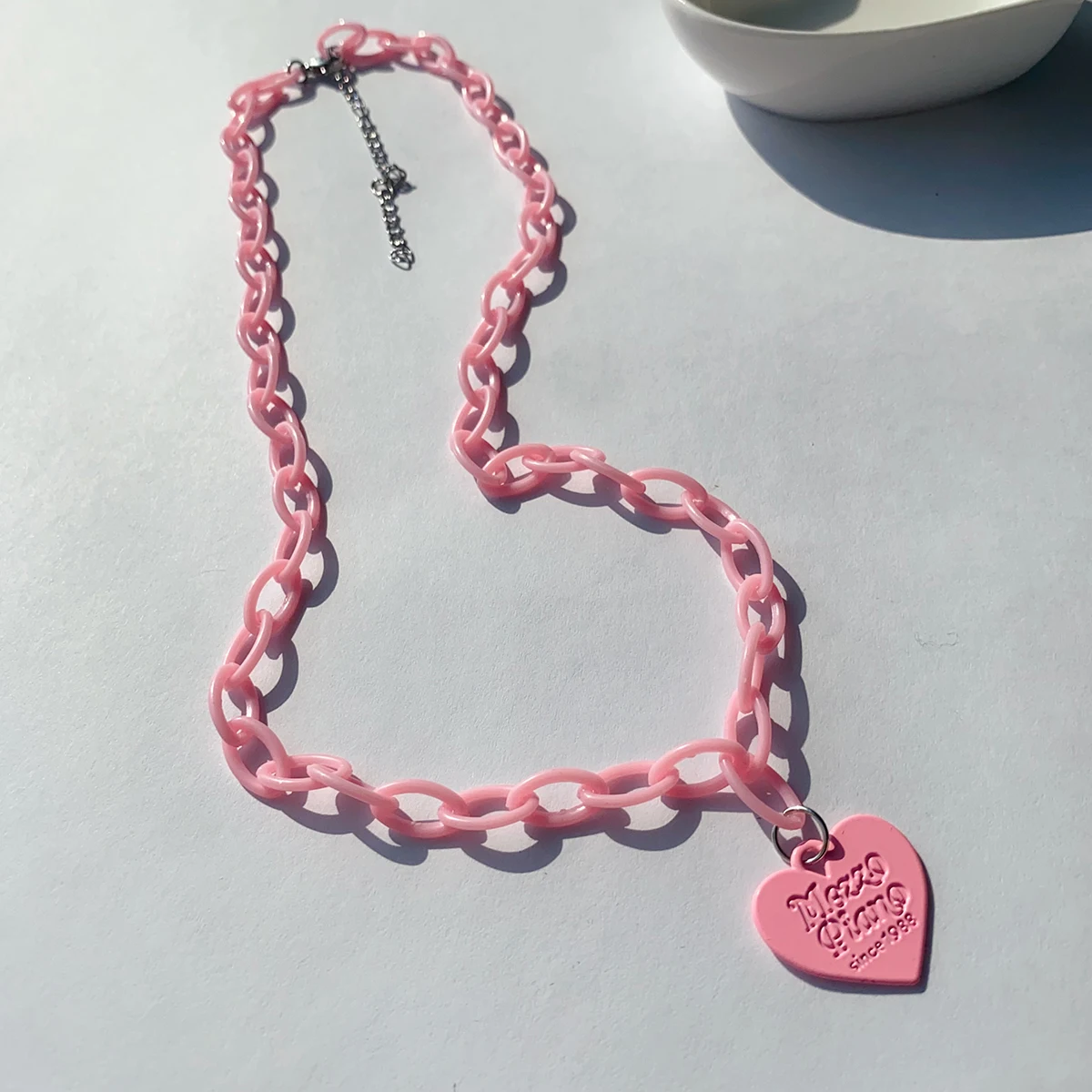Y2K fluorescent love necklace female Instagram fashion niche design sense hip hop personality hoodie chain network red sweater