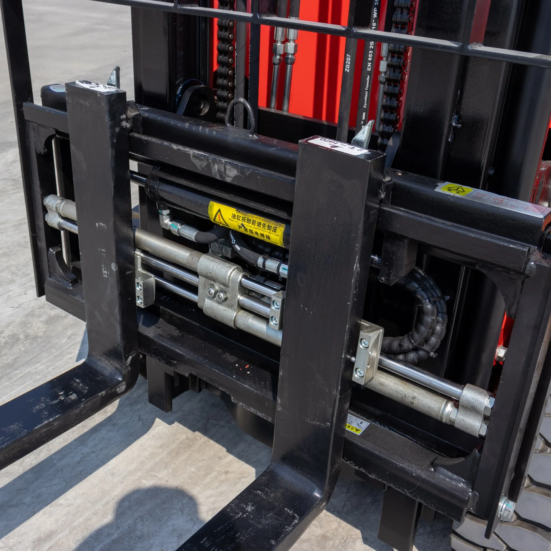 Рисунок 6 - Китай 1,5, 2-тонный вилочный погрузчик