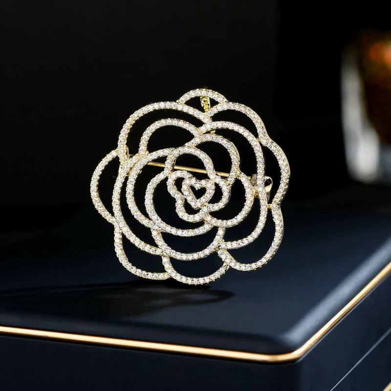 

Winter New Coat Scarf Accessories Brooch Niche Design Zircon Inlaid Hollow Camellia Brooch