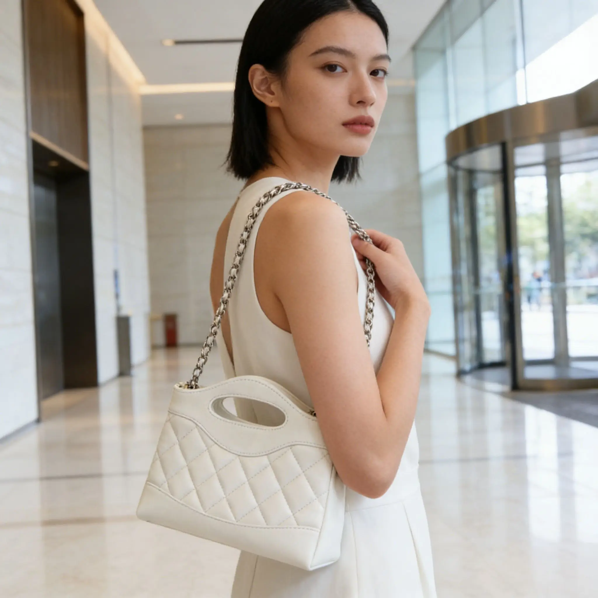 

Дизайнерская женская сумка с цепочкой и стразами, элитная сумка через плечо, модная роскошная сумка-кроссбоди