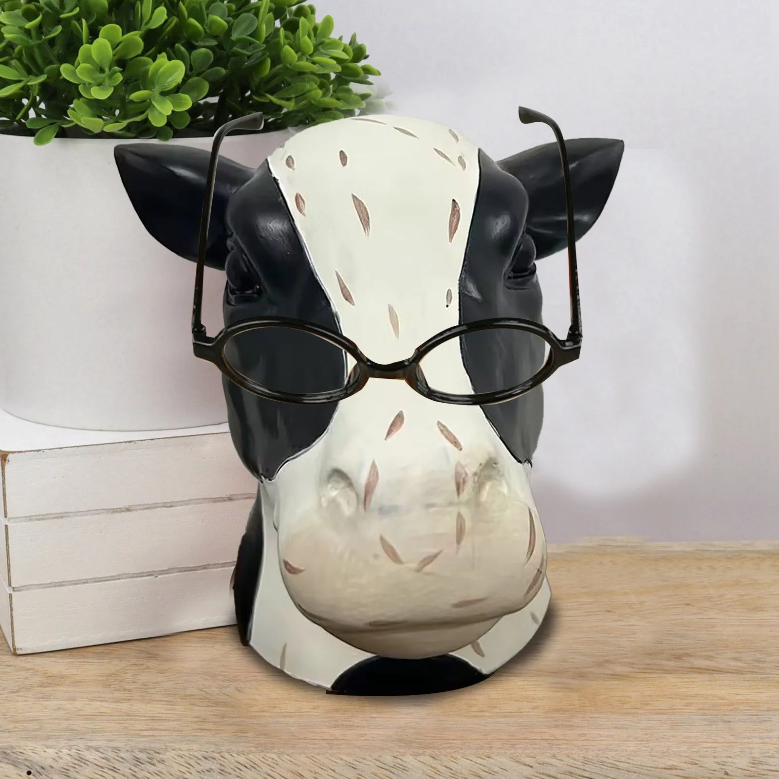 Farmhouse Cow 3D Resin Handicraft Glasses Frame Cow Glasses Frame Ornament Fun Cow Head Glasses Frame Bedside Metal Sculptures