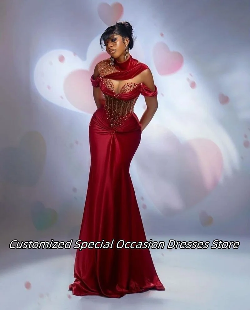 Eleganckie wina-różowe suknie wieczorowe z wysokim dekoltem, delikatne zdobienia z koralikami, odkryte ramiona, krój syreny, suknie balowe, suknie ślubne na zamówienie.