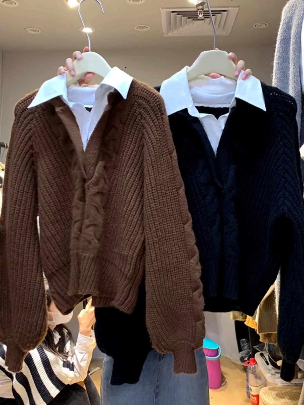 

Dongda Gate Women's Vintage Loose Knitted Sweater Color Block Autumn Winter Outerwear Crop Top Korean Style Button Design