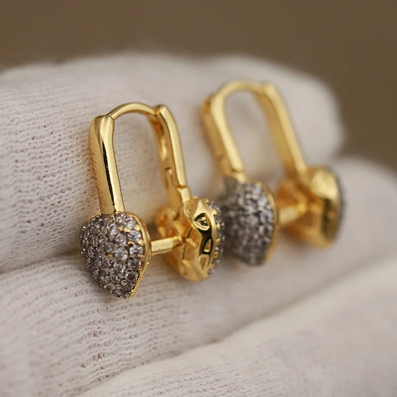 New Sight Design Luxury Crystal Heart Stud Earrings for Women Fashion Brand Jewelry Full Zirconia Earrings