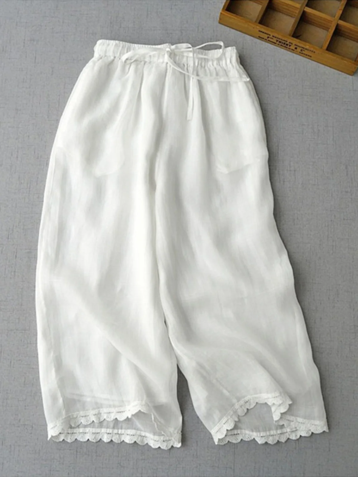 Pantaloni di lino in cotone a gamba larga a vita alta Pantaloni da sette piedi in lino sottile con giunture in pizzo casual estivo da donna