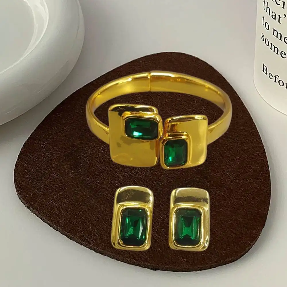 2026 Spring Exaggerated Design Gold Silver Geometric Green Crystal Earrings Bracelet Jewelry Two Piece Set Date Gift