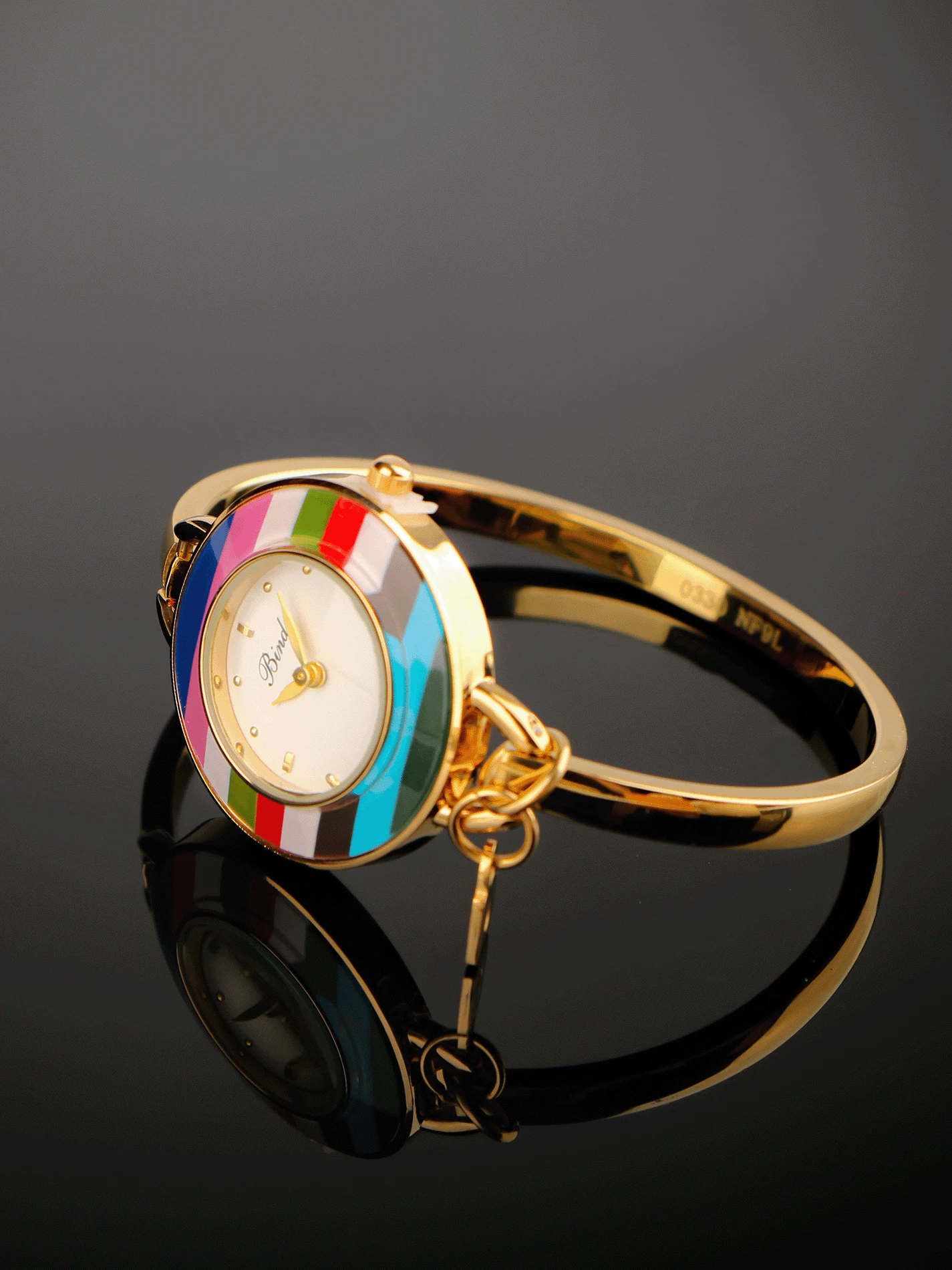 BINDA 1 قطعة المرأة ريترو ستايل ساعة كوارتز أنيقة السيدات نمط الماس مجموعة فاخرة الذهب جولة الهاتفي ساعة نسائية أنيقة على مدار الساعة