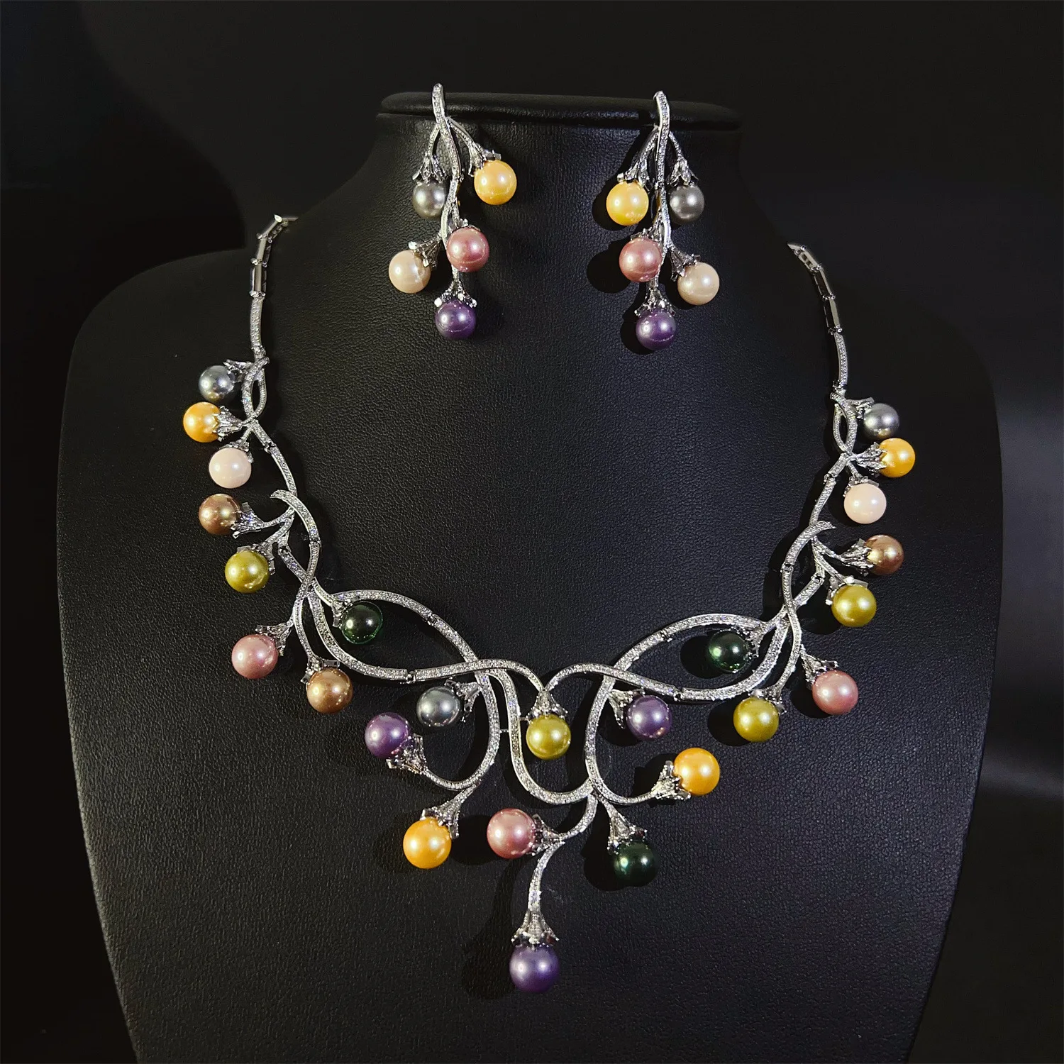 

Gorgeous Romantic Pearl Necklace Earrings Stereot Set Women's Dress Decorative Jewelry Suitable for Wedding Party Gifts M-813