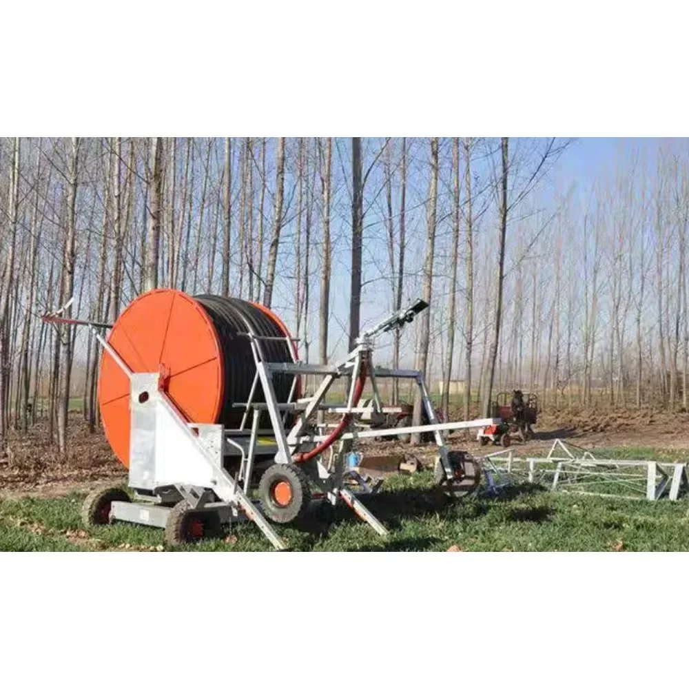 Aspersor de irrigação agrícola móvel com guincho multi bocal totalmente automático