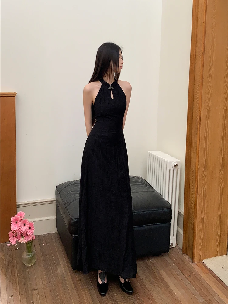 CHEERART Cheongsams Black Sleeveless Halter Long Dress Vintage Ruched Modest Tunics A Line Maxi Evening Luxury Dress 2024